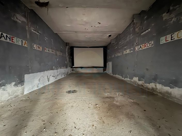 Image No.3-Commercial for sale