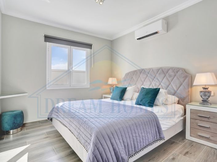 Image No.36-5 Bed Villa for sale