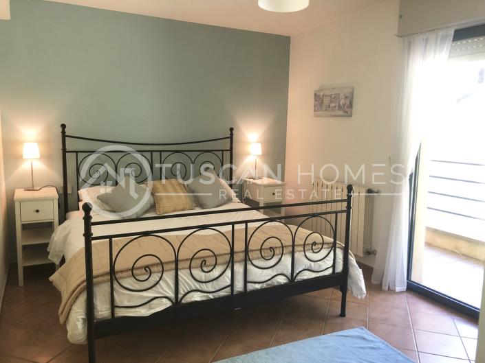 Image No.11-3 Bed Townhouse for sale