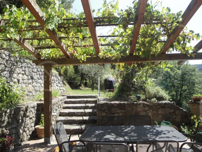 Image No.14-6 Bed Farmhouse for sale