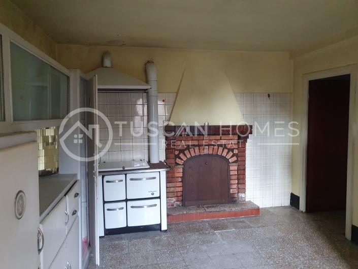 Image No.13-5 Bed Townhouse for sale