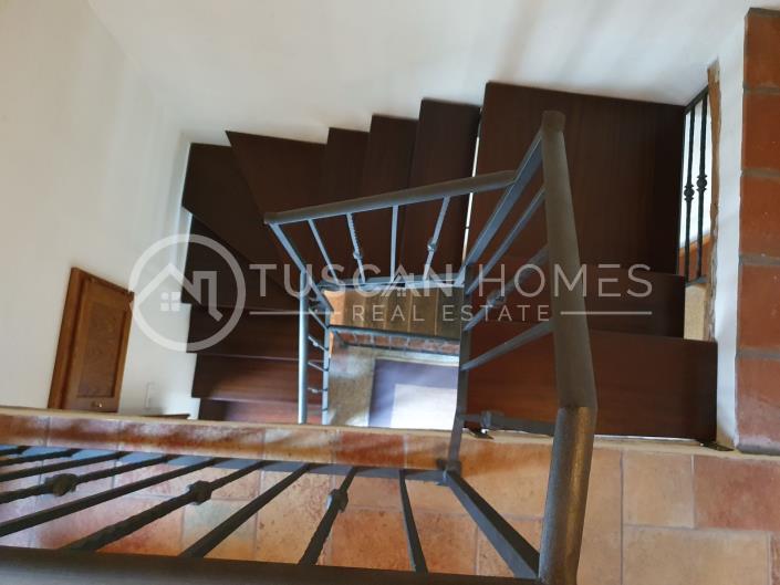 Image No.7-4 Bed Townhouse for sale