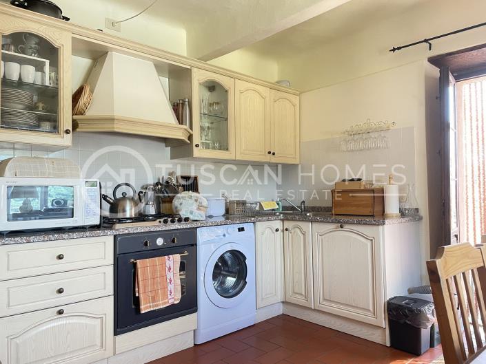 Image No.12-2 Bed Townhouse for sale