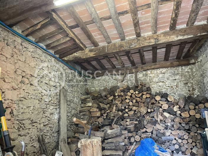 Image No.16-2 Bed Townhouse for sale