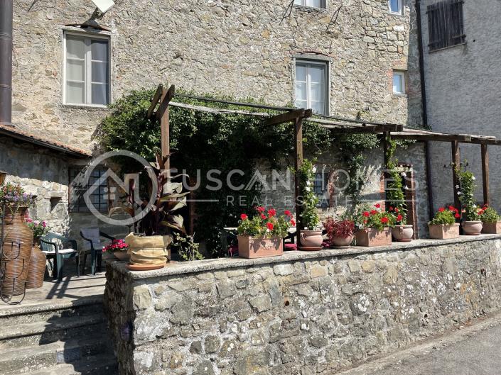 Image No.4-4 Bed Townhouse for sale