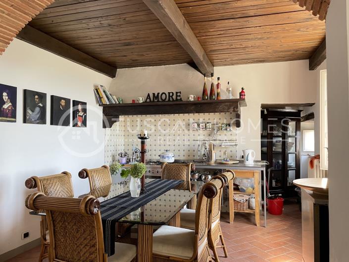 Image No.3-4 Bed Townhouse for sale