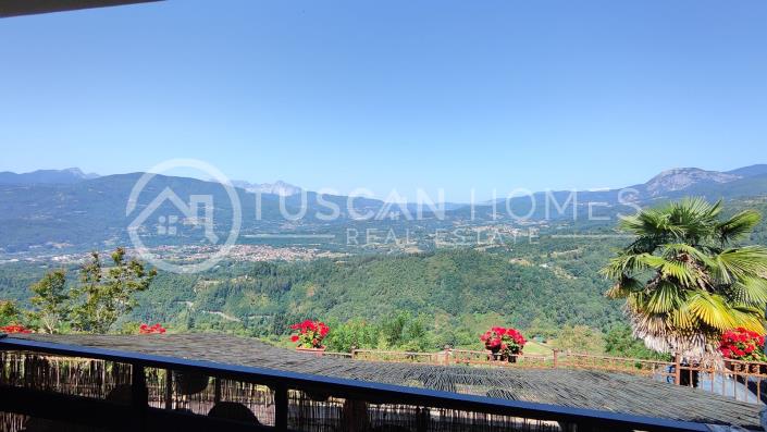 Image No.1-2 Bed Chalet for sale