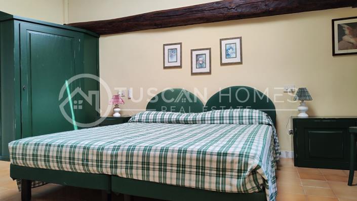 Image No.15-9 Bed Hotel for sale