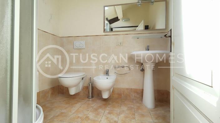 Image No.32-9 Bed Hotel for sale