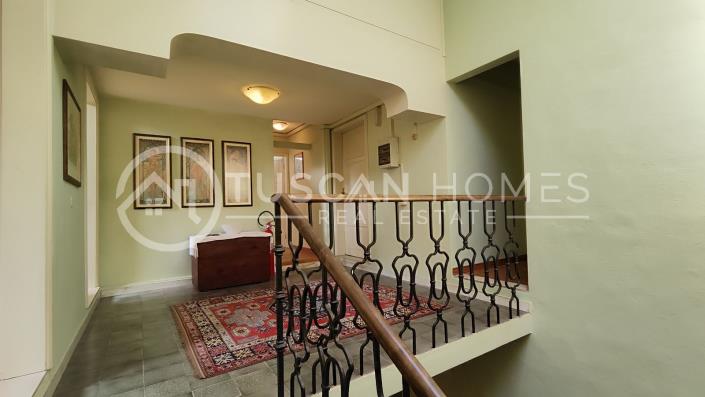 Image No.33-9 Bed Hotel for sale