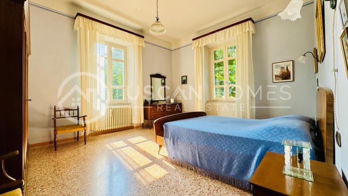 Image No.10-5 Bed Villa for sale