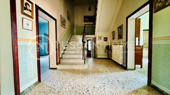 Image No.12-5 Bed Villa for sale