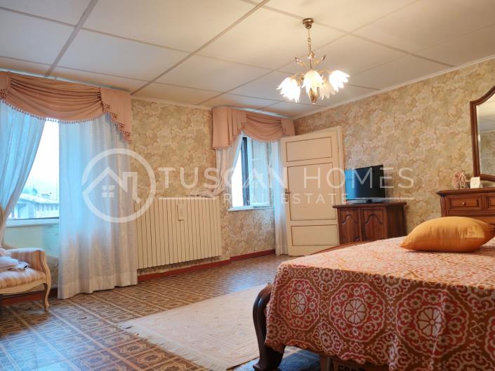 Image No.1-2 Bed Townhouse for sale