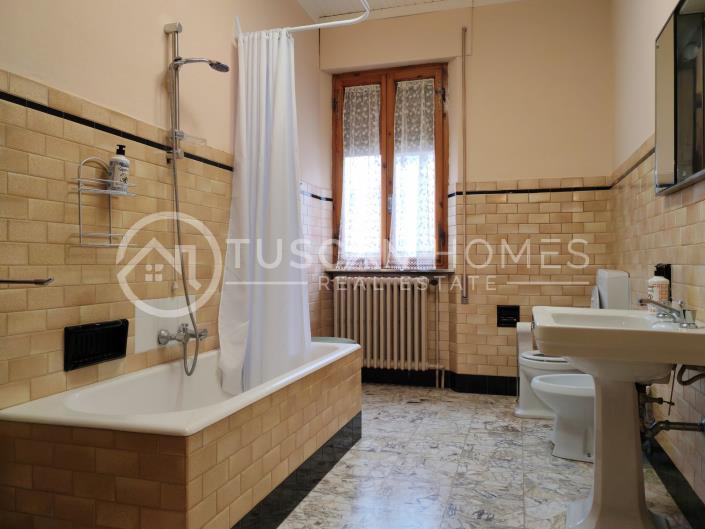 Image No.13-3 Bed Semi-Detached for sale