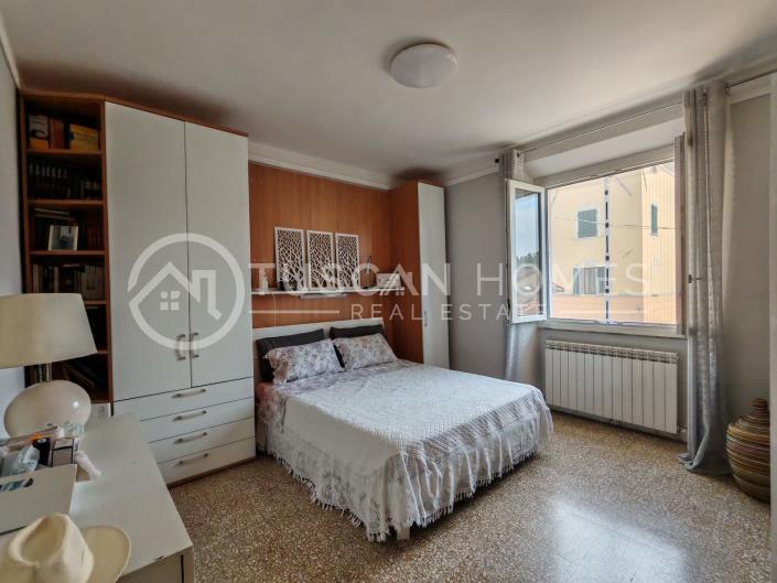 Image No.6-5 Bed House/Villa for sale