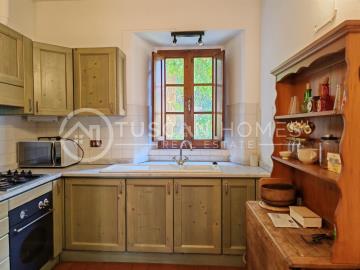 1 - Barga, Apartment