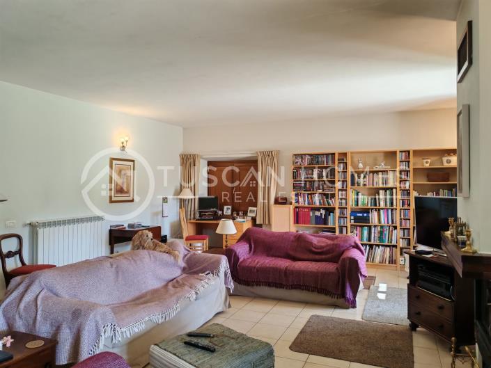 Image No.15-4 Bed Villa for sale