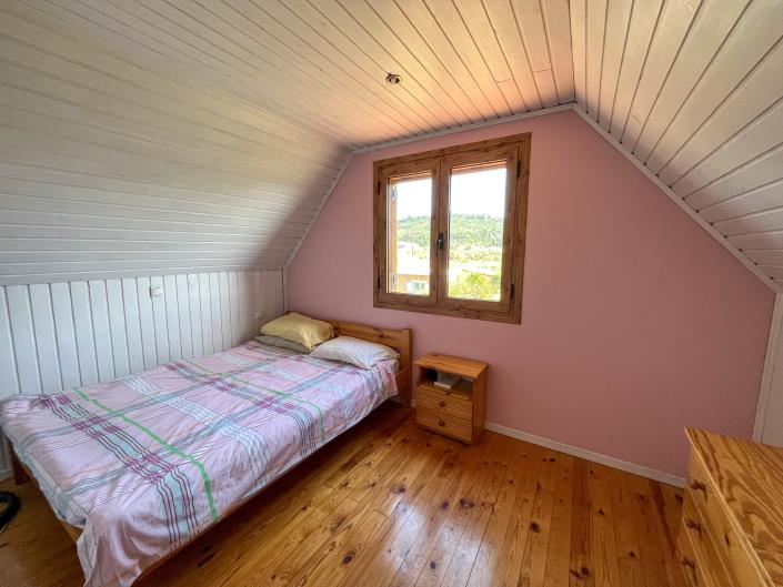 Image No.28-2 Bed Land for sale