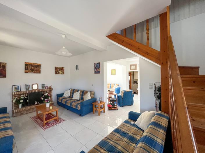 Image No.17-2 Bed Land for sale