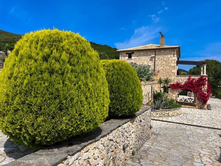 Image No.10-4 Bed Villa for sale