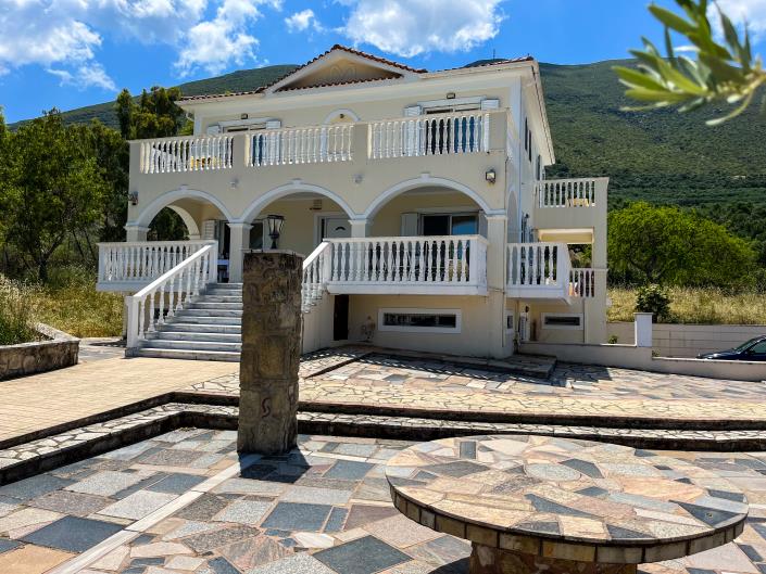 Image No.7-5 Bed Villa for sale