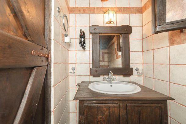 Image No.31-4 Bed Villa / Detached for sale