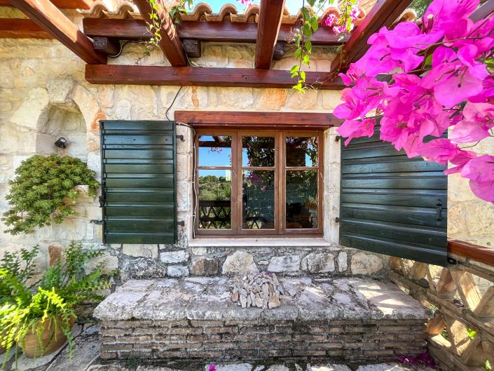 Image No.17-4 Bed Villa / Detached for sale