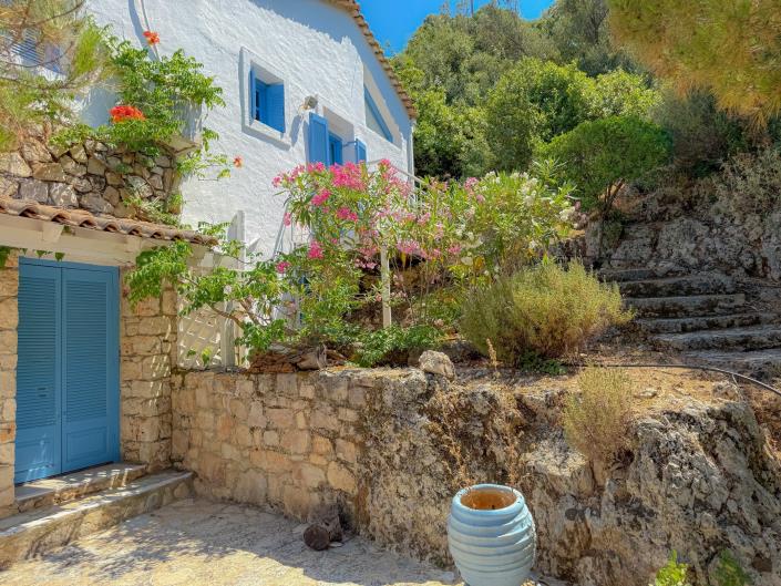 Image No.8-7 Bed House/Villa for sale