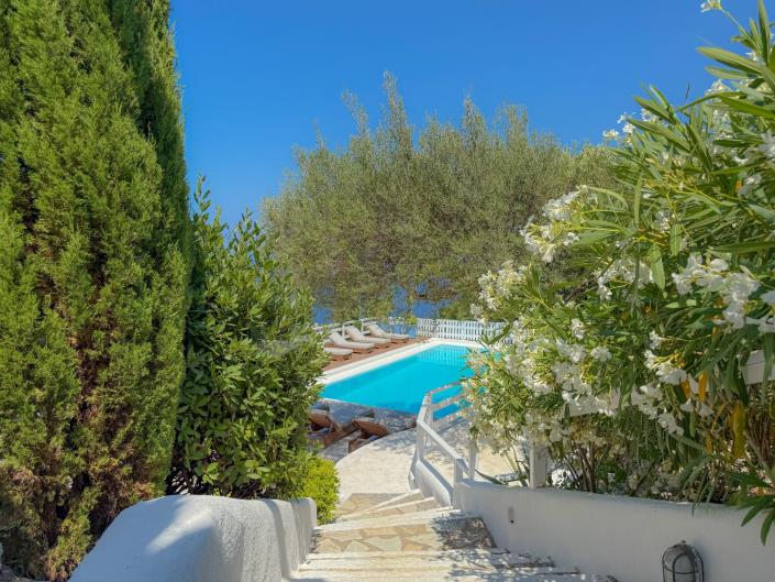 Image No.18-7 Bed House/Villa for sale