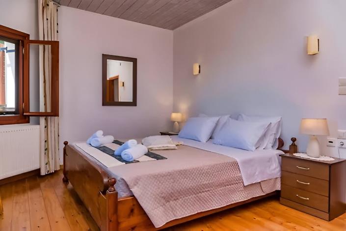 Image No.24-3 Bed Villa / Detached for sale