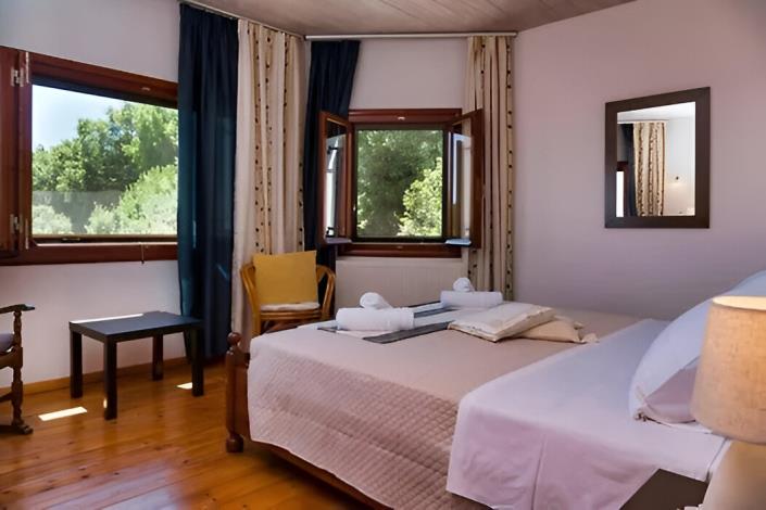 Image No.25-3 Bed Villa / Detached for sale