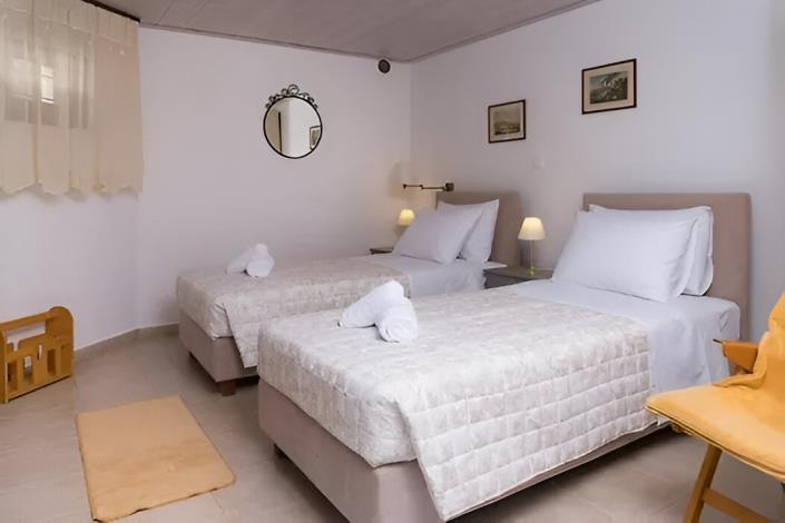 Image No.27-3 Bed Villa / Detached for sale