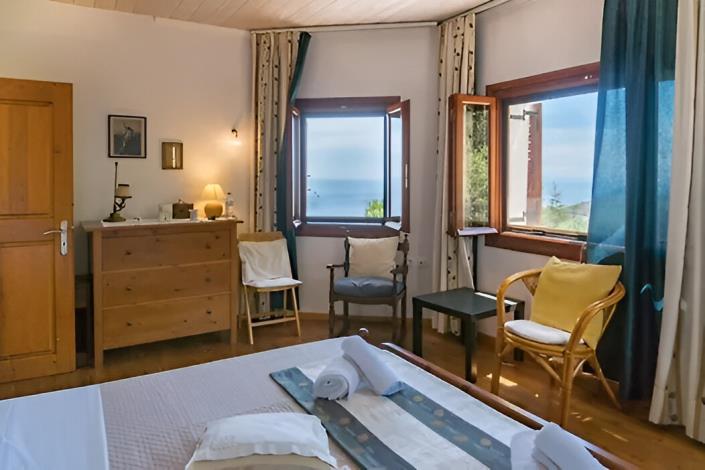 Image No.29-3 Bed Villa / Detached for sale