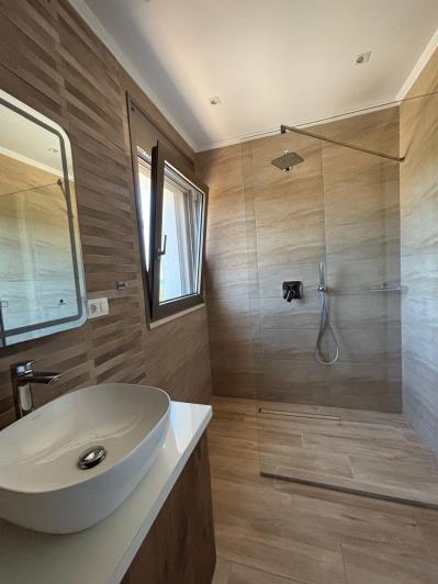 Image No.53-4 Bed Villa / Detached for sale