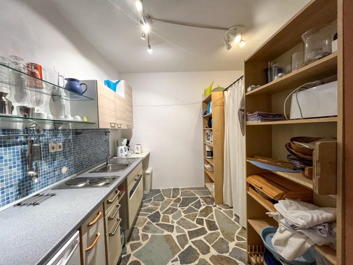 Image No.57-6 Bed Villa / Detached for sale