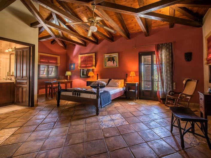 Image No.11-8 Bed Villa / Detached for sale