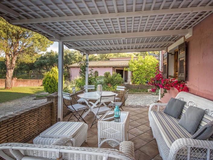 Image No.17-8 Bed Villa / Detached for sale