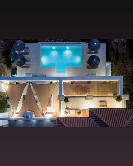 Image No.15-2 Bed Villa for sale