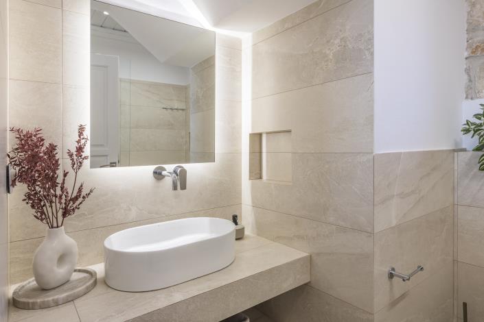 Image No.56-5 Bed Villa for sale