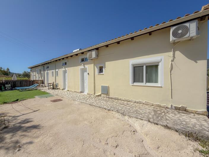 Image No.21-3 Bed House for sale