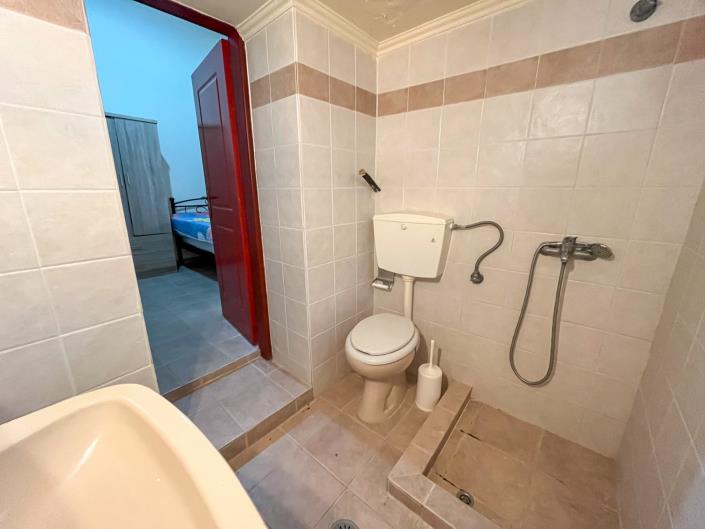 Image No.20-2 Bed Villa for sale