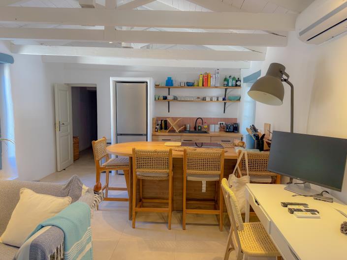 Image No.9-8 Bed House/Villa for sale