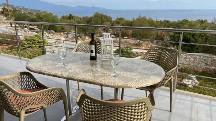 Image No.8-4 Bed Villa for sale