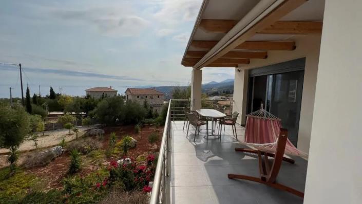 Image No.10-4 Bed Villa for sale