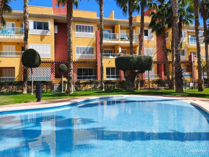 Image No.1-3 Bed Apartment for sale