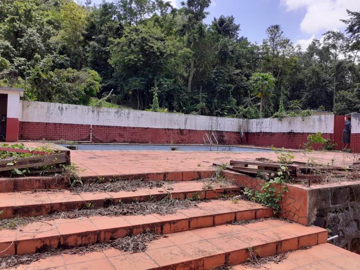 Image No.2-5 Bed Commercial for sale