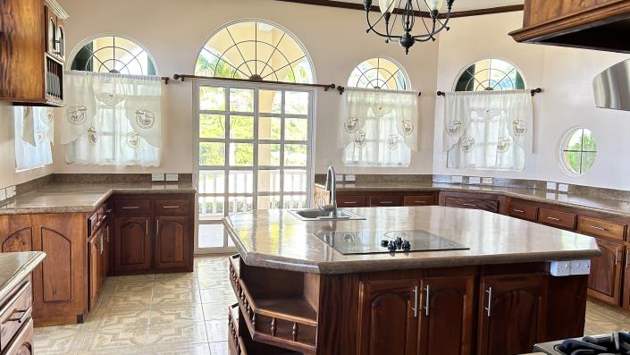 Image No.29-4 Bed Mansion for sale