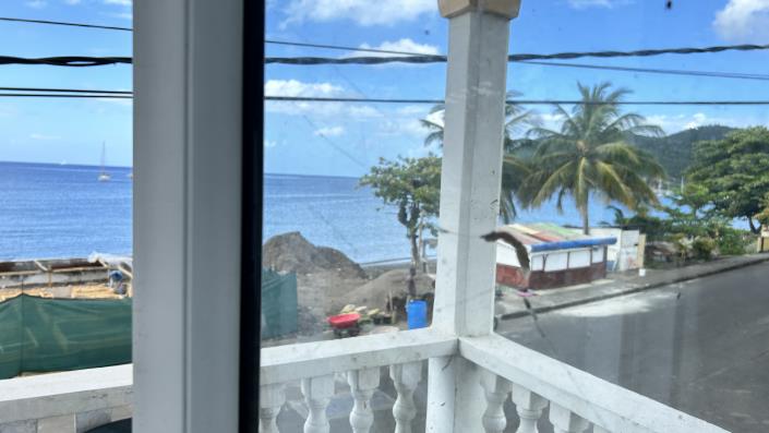 Image No.5-4 Bed Commercial for sale