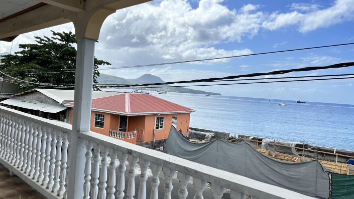 Image No.4-4 Bed Commercial for sale