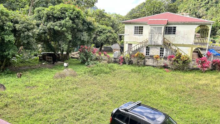 Image No.6-4 Bed House for sale